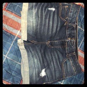 Adorable jean shorts